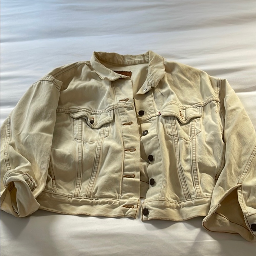 White denim Levi Strauss jacket